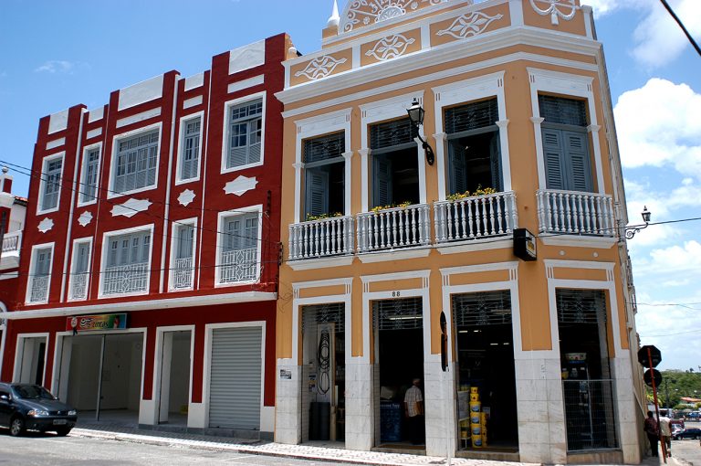 imagem de prédios art deco em João Pessoa
