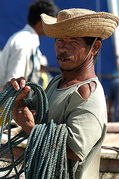 imagem de pescador artesanal