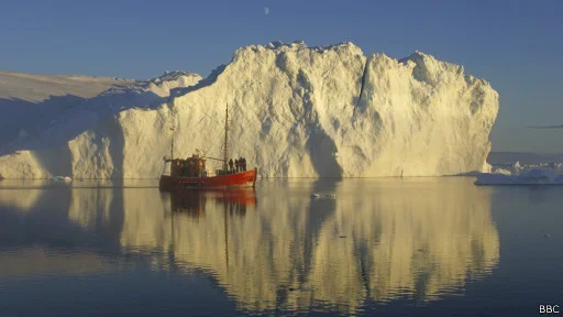 Mares árticos, imagem de navio na antártica