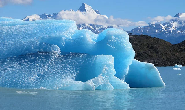 Nível do mar pode subir 85 cm até 2100, imagem de geleira