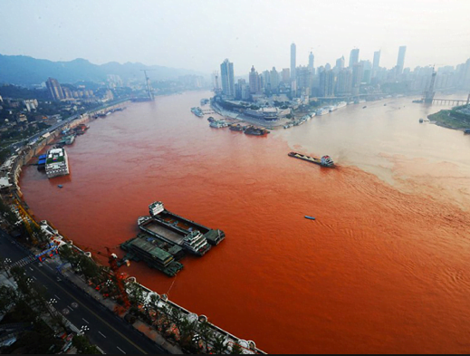 Descubra o que são e quais são as Zonas Mortas no mar, imagem do rio Youg Tsé, China, uma das zonas mortas no mar
