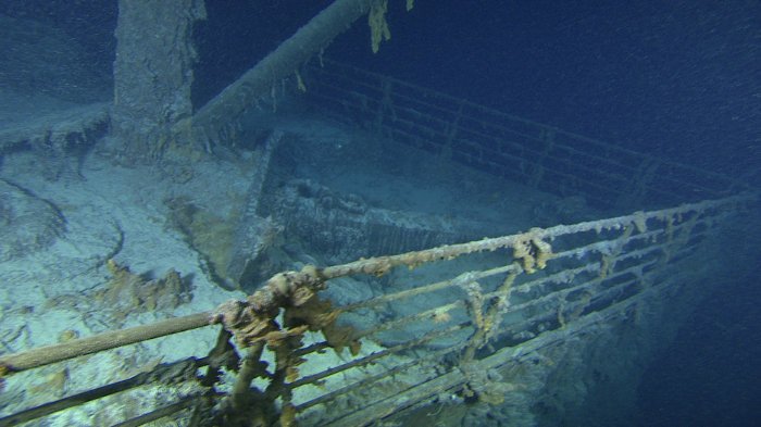 Fotos inéditas do Titanic, imagem do convés do Titanic naufragado