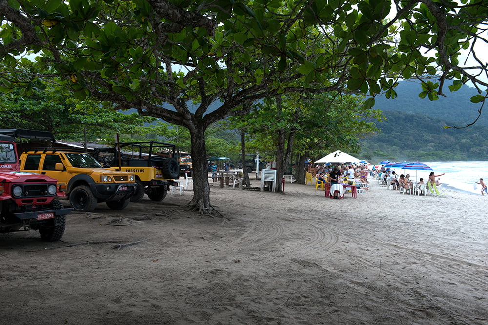 Parques Estaduais Ilhabela e ilha Anchieta, imagem de -turistas-em-castelhanos-