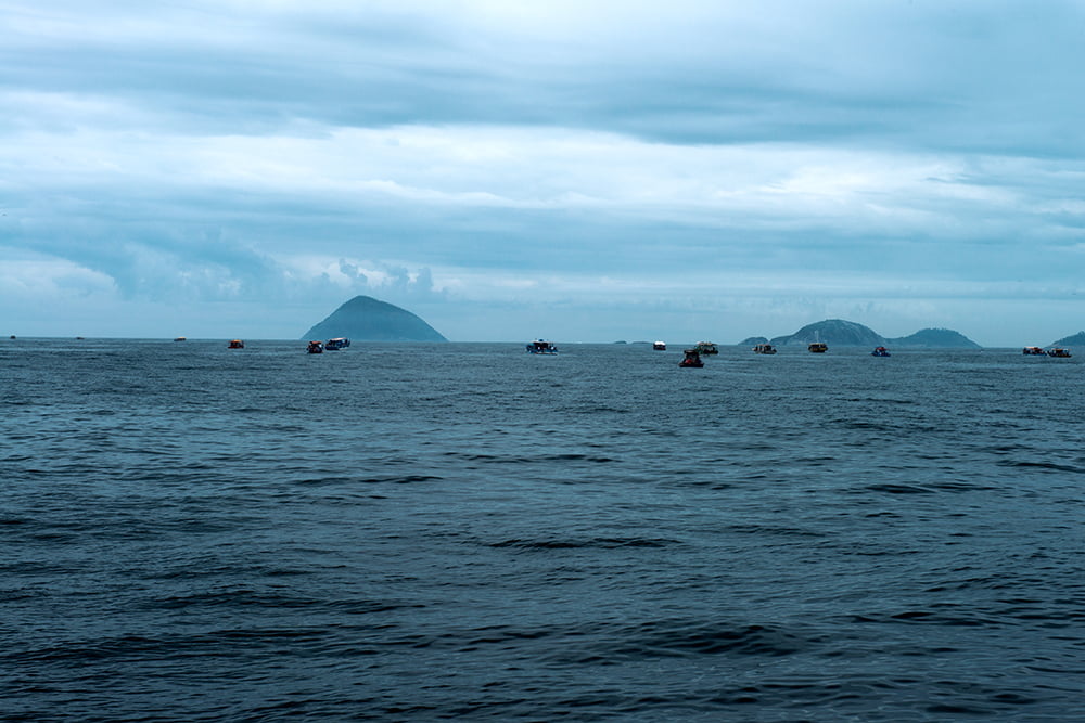 Monumento Natural das Ilhas Cagarras, RJ, imagem de -frota-pesqueira-