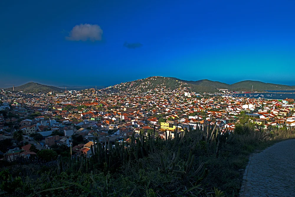 Reserva Extrativista do Arraial do Cabo, Rio de Janeiro imagem do-adensamento-na-cidade