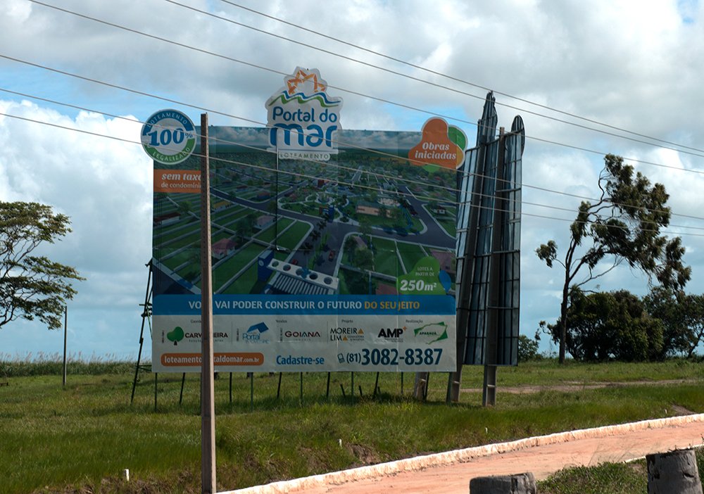  placas de imobiliárias no entorno da Resex Acaú-Goiana