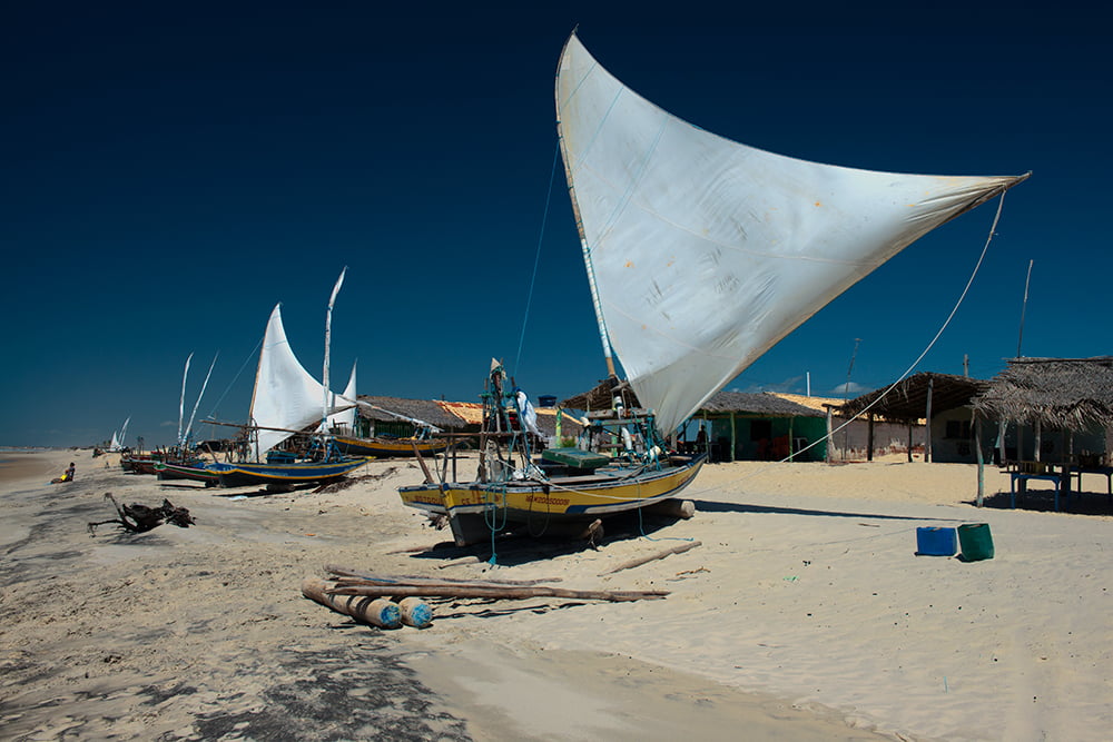  ranchos de pescadores na Praia do Batoque, Ceará