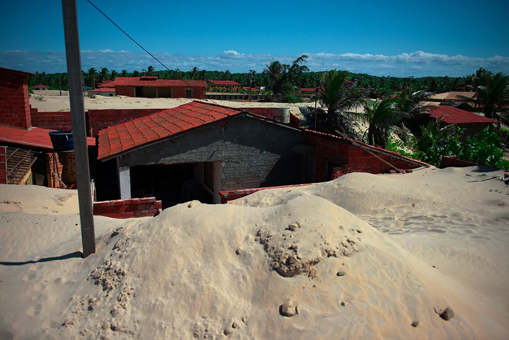  dunas soterrando casas na Resex Batoque