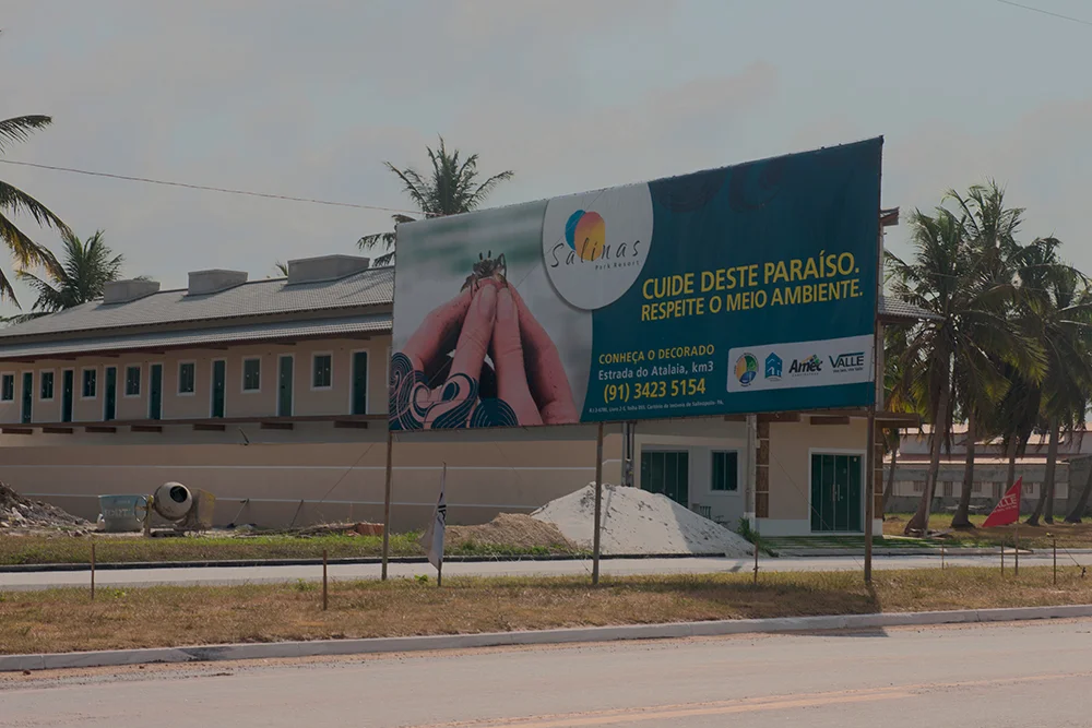 Reserva Extrativista Maracanã e Chocoaré Mato-Grosso: cartazes de casas à venda