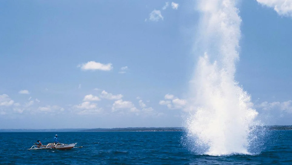  imagem de pesca com bombas na Tanzânia