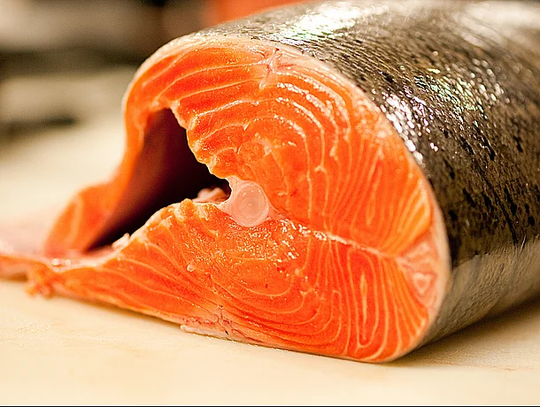 salmao, imagem de salmão na peixaria