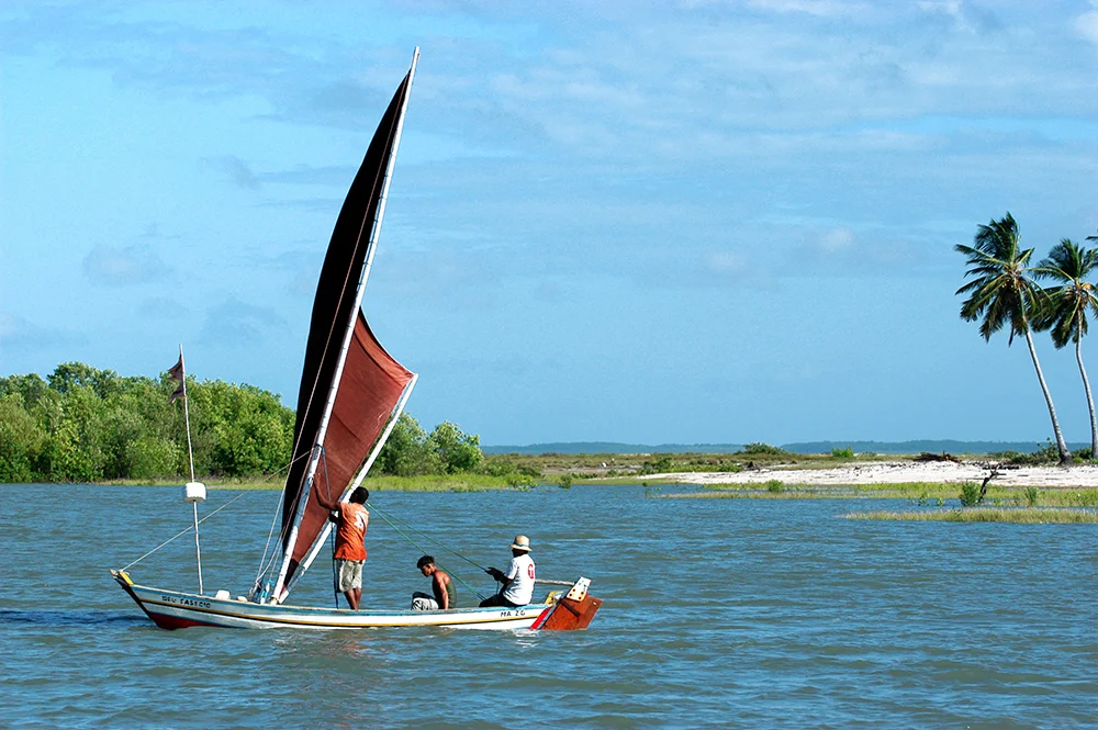 Litoral norte do Maranhão, imagem de canoa à vela