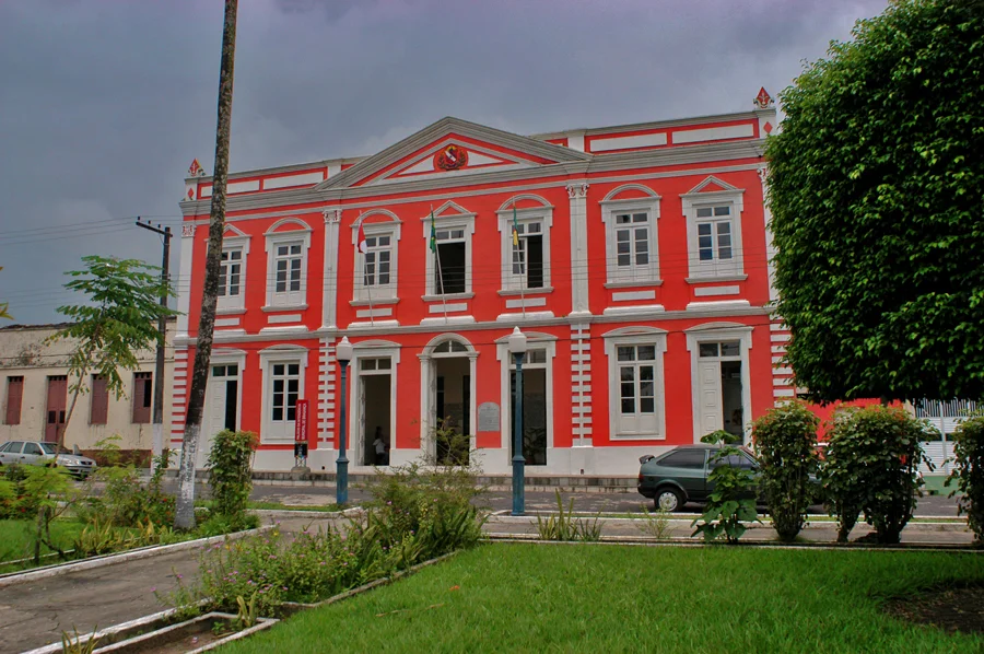 imagem do prédio da prefeitura de Bragança, Pará