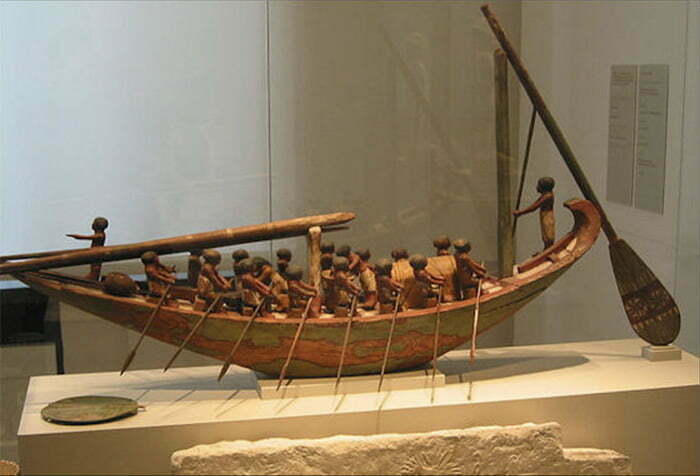 leme de barco egípcio cerca de 1900 a.C