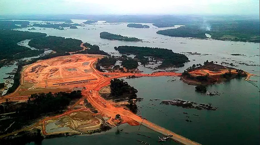 Imagem de usina hidrelétrica de Belo Monte