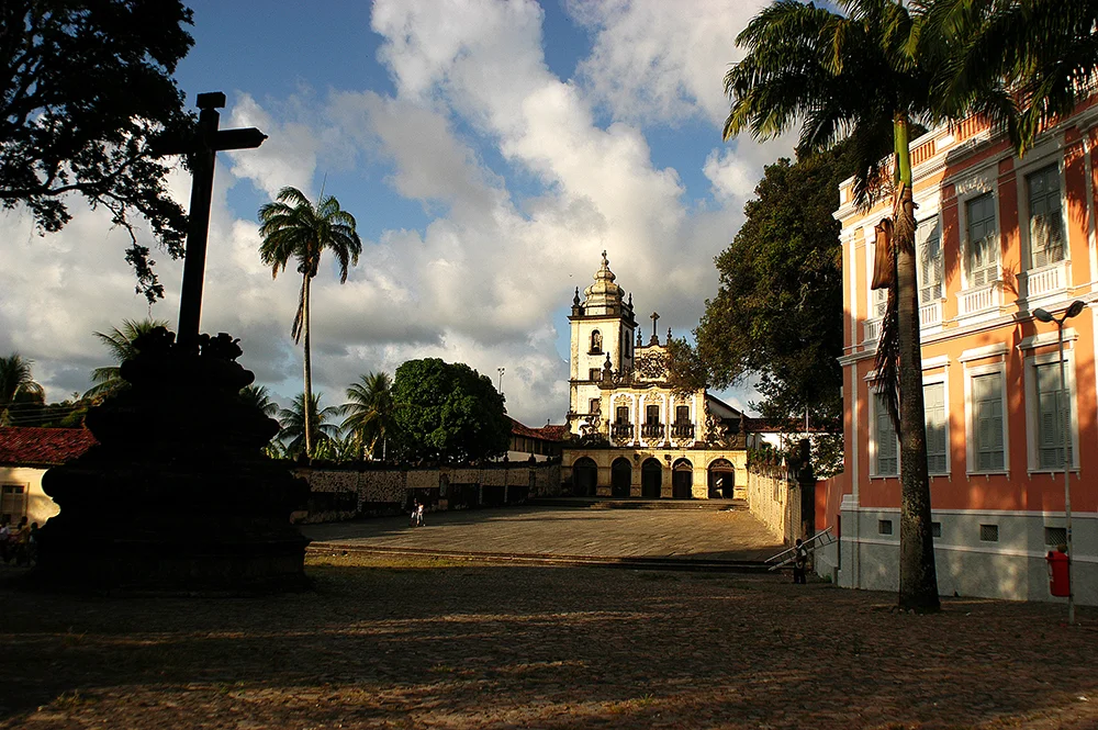 imagem da Igreja de São Francisco, no litoral da Paraíba