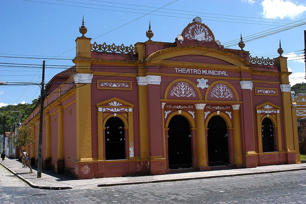 imagem do teatro municipal de Antonina, Paraná