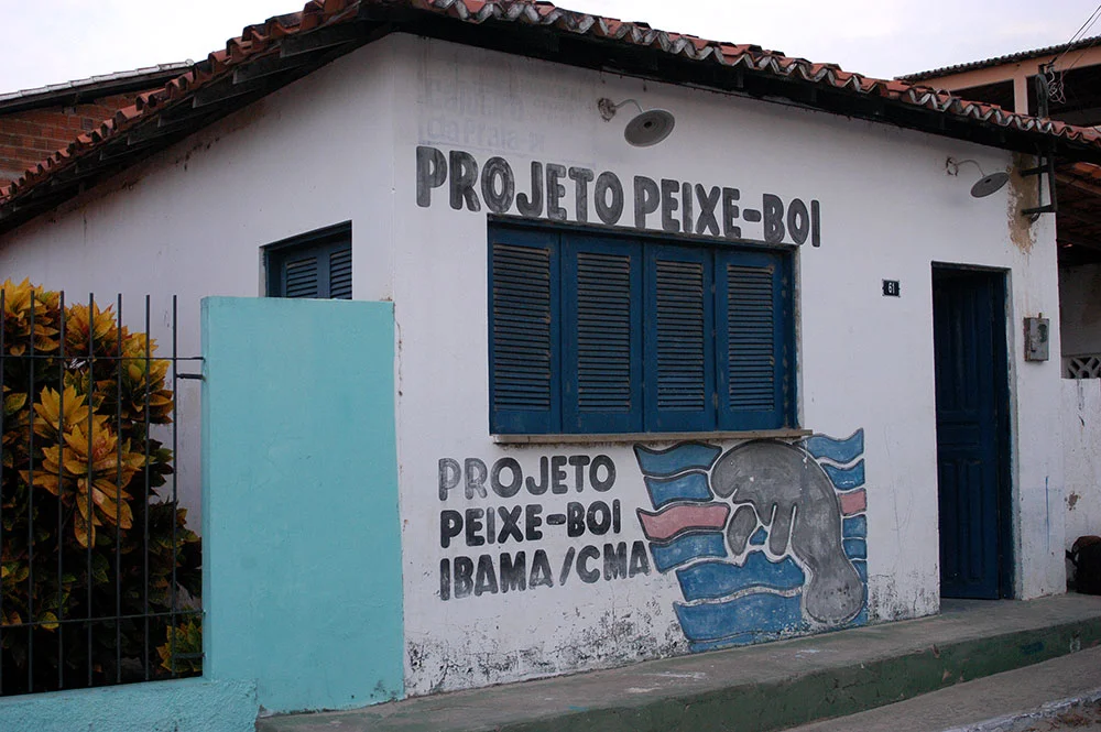 imagem da sede do Projeto peixe- boi em cajueiro da Praia, Piauí