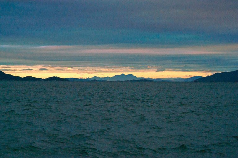 imagem da baía de Babitonga, Santa Catarina