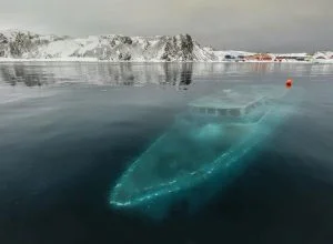barco mar sem fim naufragado na antartica