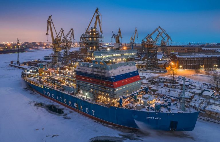 imagem de navio quebra-gelo da Russia