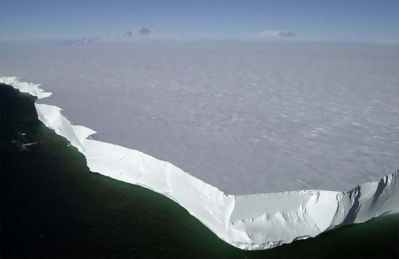 imagem do maior iceberg do mundo