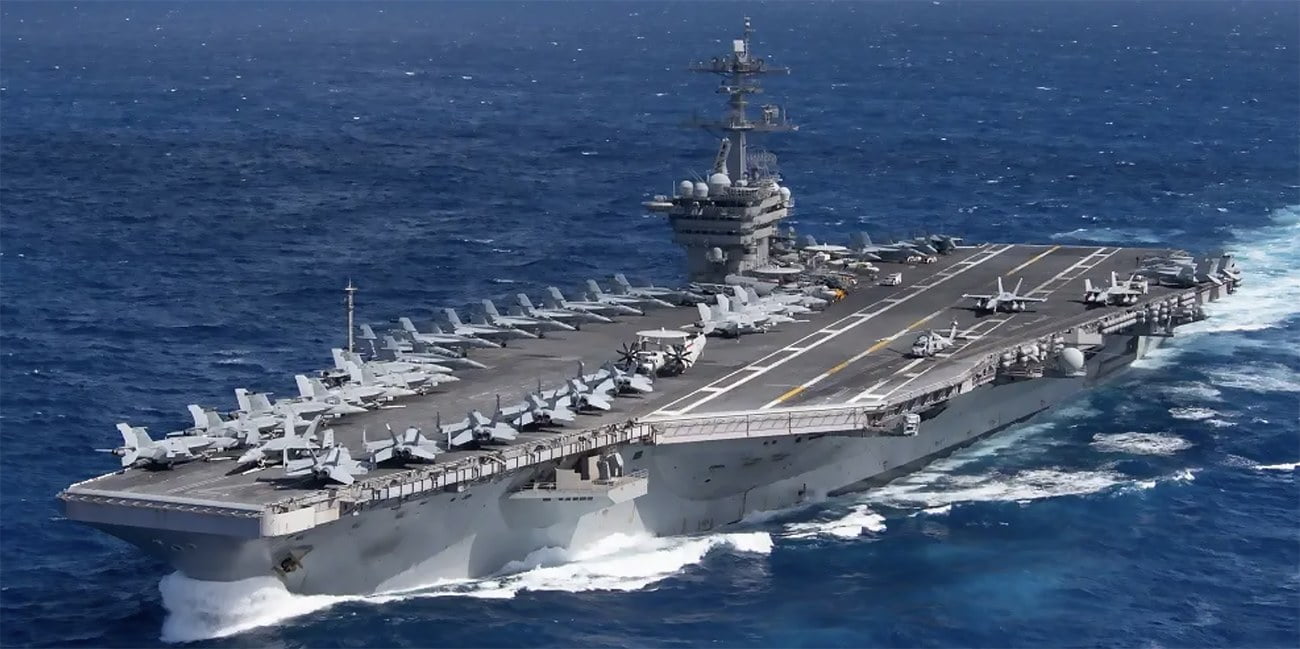 imagem do porta-aviões USS Theodore Roosevelt 