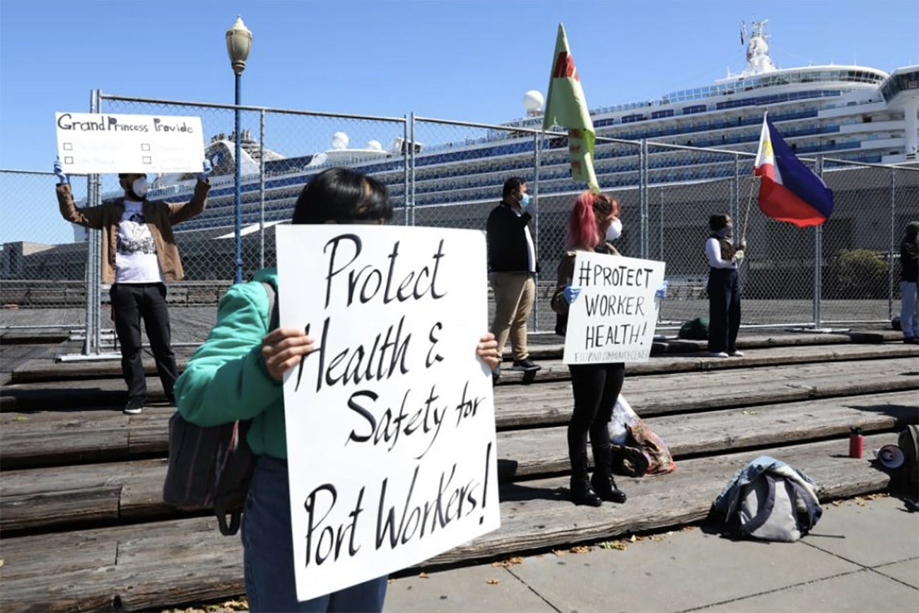 imagem de protestos contra embarques em portos norte americanos