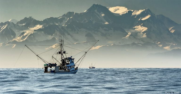 imagem da pesca de caranguejo no Alasca