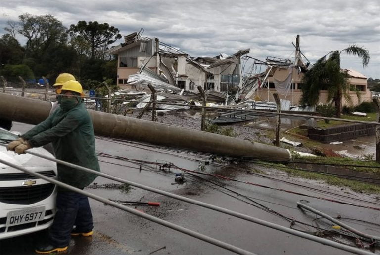 imagem da destruição provocada pelo ciclone bomba em Santa Catarina.
