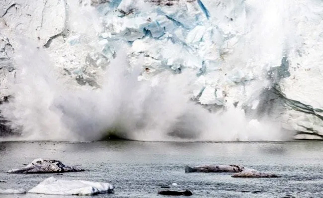 Imagem de geleira da Groenlândia derretendo