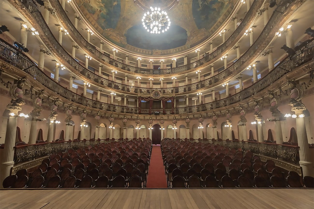 imagem do interior do teatro Amazonas