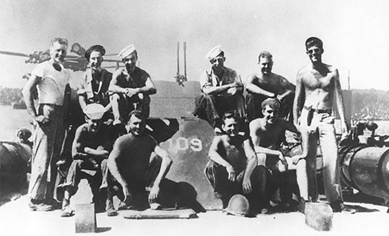imagem de Kennedy na lancha PT-109