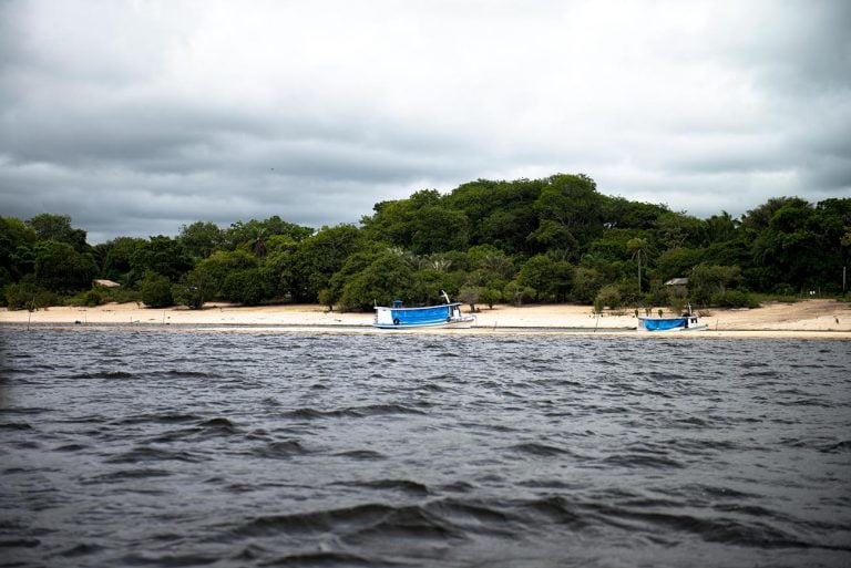 Imagem de comunidade no tapajós