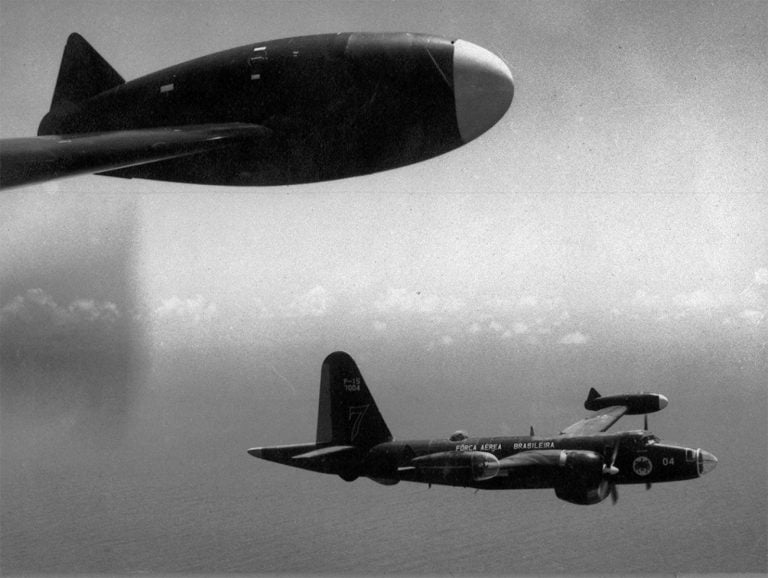 imagem de aviões da FAB na Guerra da Lagosta