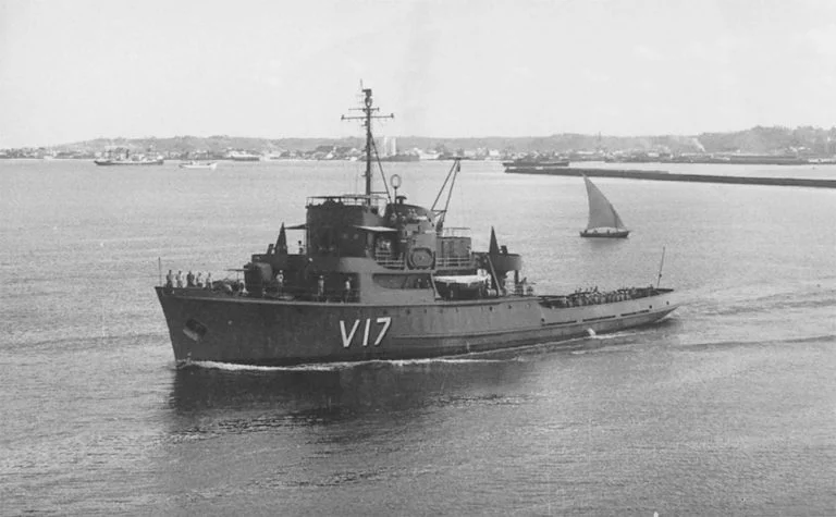 Imagem da corveta Ipiranga nos anos 60