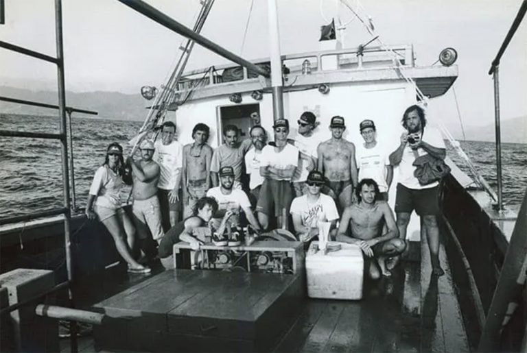 Imagem de barco navegando