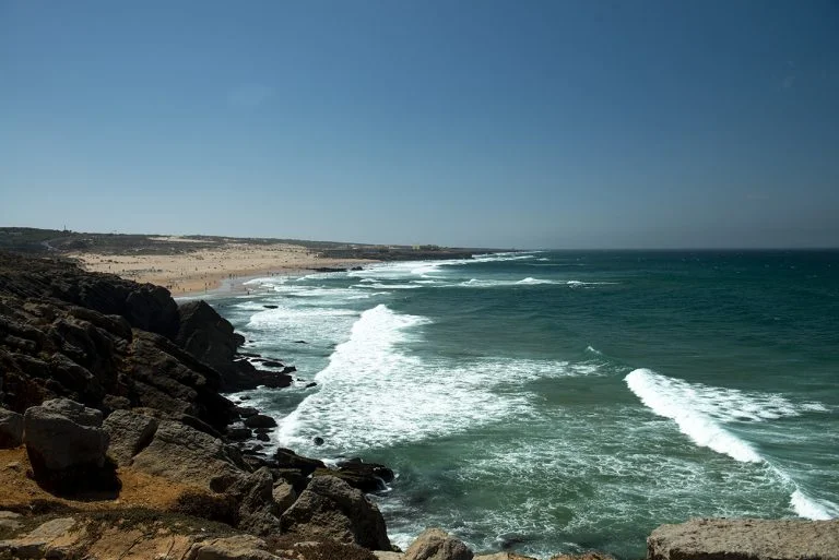 Imagem da areia da praia em Portugal