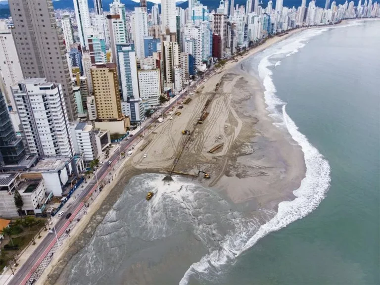 Imagem de engorda da Praia Central