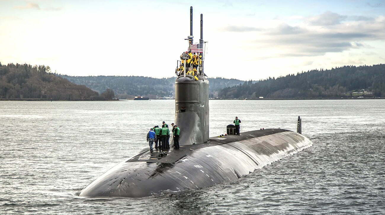 imagem do USS Connecticut.