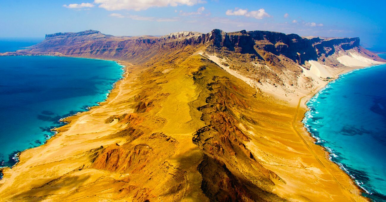 imagem de istmo na ilha de Socotra