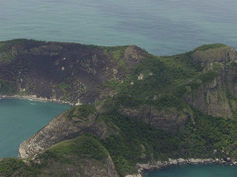 Imagem do saco do Funil, em Alcatrazes
