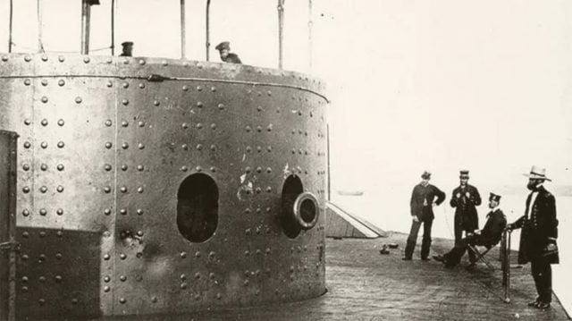 Navios de guerra a vapor, os primeiros navios blindados - Mar Sem Fim