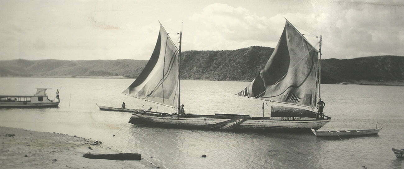 Canoa de tolda Luzitânia