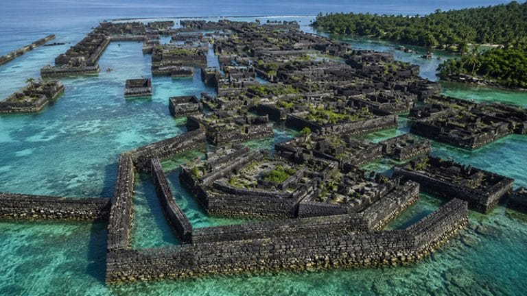 Ruínas de Nan Madol na Ilha de Pohnpei.