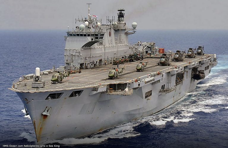 navio HMS Ocean