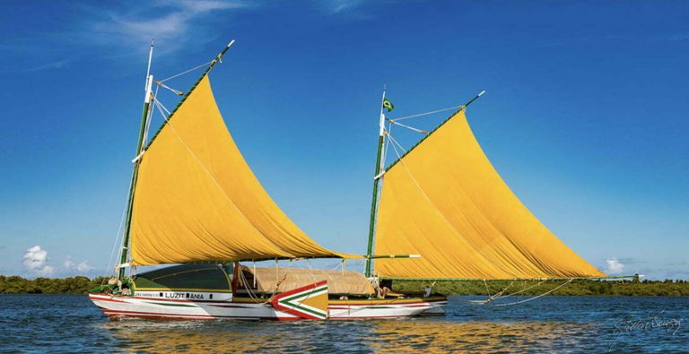canoa de tolda