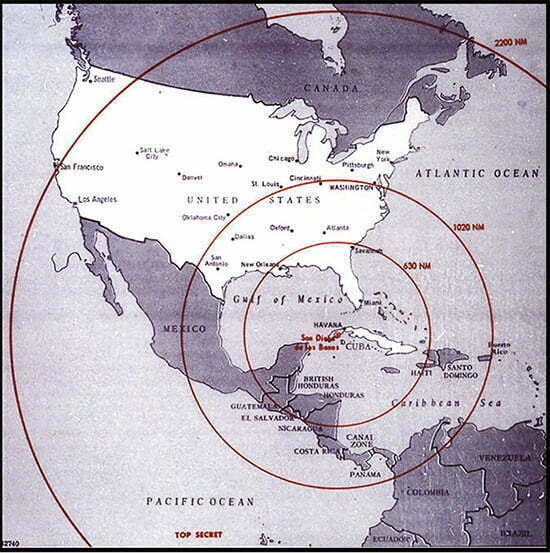 mapa da América do Norte mostrando todo o alcance dos mísseis nucleares baseados em Cuba