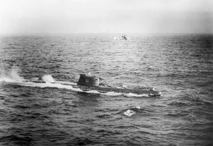 submarino russo B-59