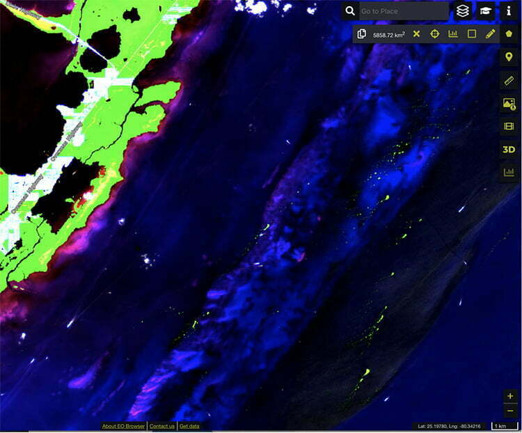 Imagem de satélite da bolha de algas marinhas.